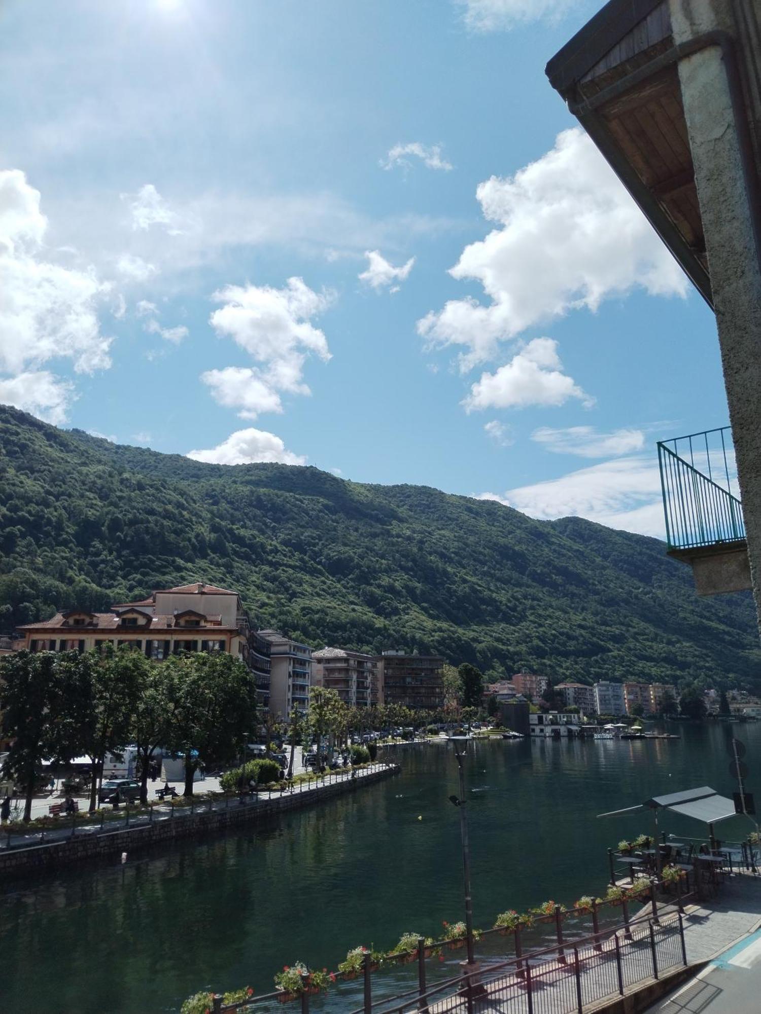 Un Balcone Sul Lago Оменья Экстерьер фото