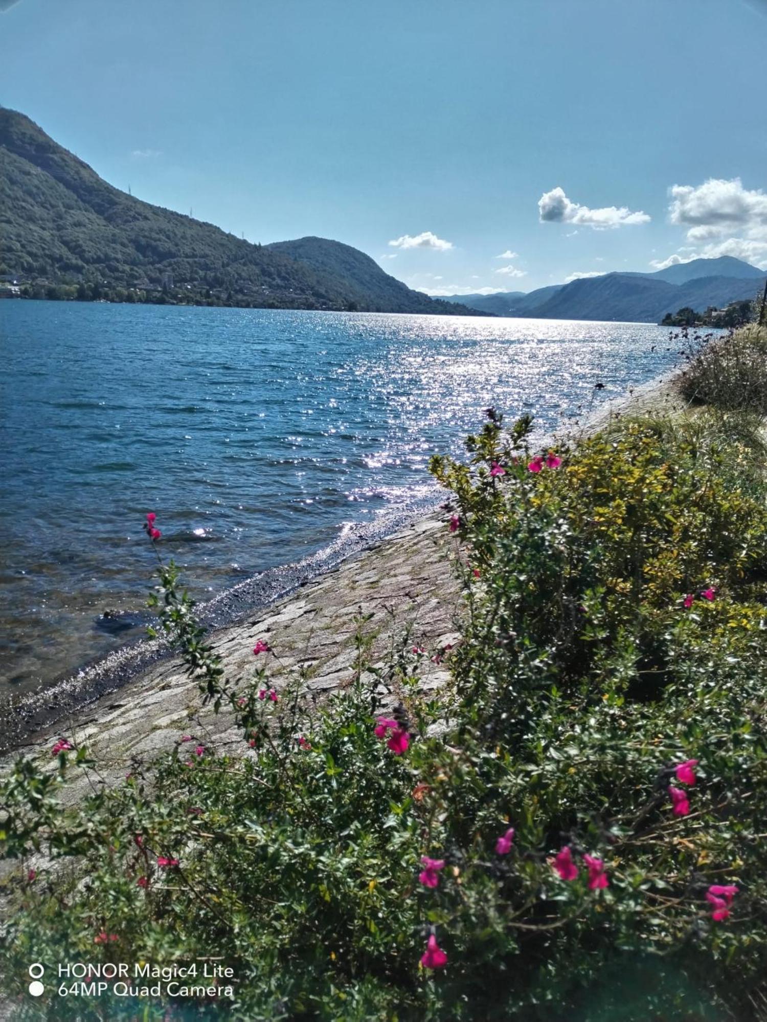 Un Balcone Sul Lago Оменья Экстерьер фото